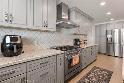 11531 Massinger, Lakewood, CA 90715 - Photo 9