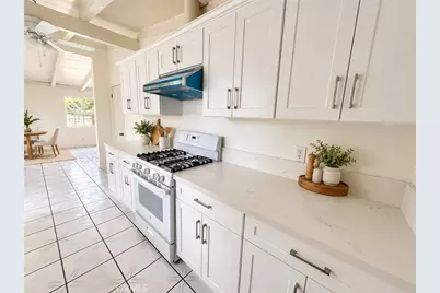 1871 Glenpark, Pomona, CA 91768 - Photo 5