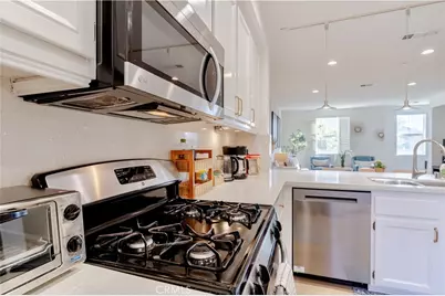 8056 Torino, Stanton, CA 90680 - Photo 15