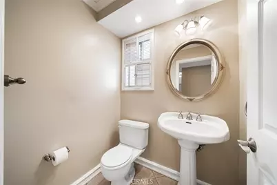 8452 Compton, Huntington Beach, CA 92646 - Photo 23