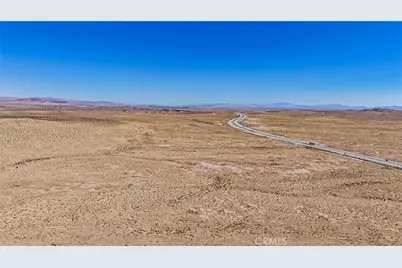 20056 State Highway 58, Hinkley, CA 92347 - Photo 7