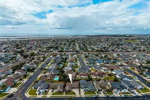 17751 Lewis, Huntington Beach, CA 92647 - Photo 53