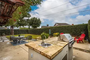 17751 Lewis, Huntington Beach, CA 92647 - Photo 27
