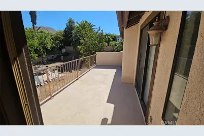 2073 Gainsborough, Riverside, CA 92506 - Photo 11