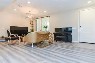 170 Tribeca, Irvine, CA 92612 - Photo 9