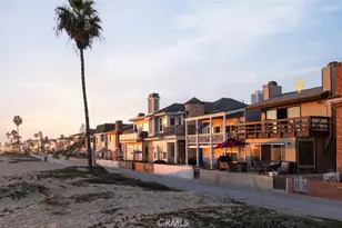 412 E Oceanfront, Newport Beach, CA 92661 - Photo 5