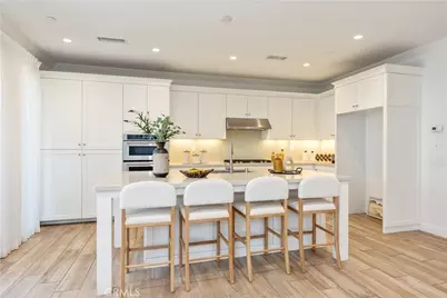 111 Omar, Irvine, CA 92620 - Photo 7