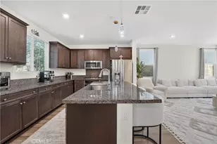 16729 Petrus Ln, Fontana, CA 92336 - Photo 11