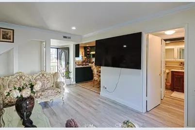 11077 Robinson, Stanton, CA 90680 - Photo 27