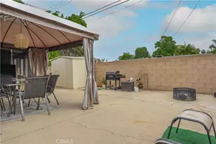 2333 S Shelton St, Santa Ana, CA 92707 - Photo 25