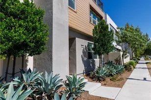 323 Sawbuck, Irvine, CA 92618 - Photo 3