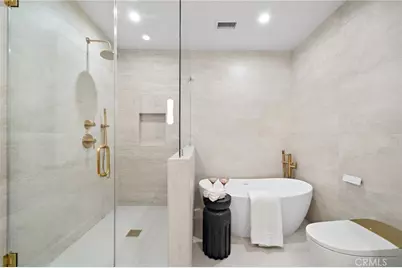 4 Skysail, Newport Beach, CA 92625 - Photo 25
