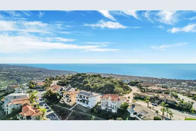 66 Marbella, San Clemente, CA 92673 - Photo 5