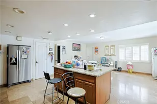 2906 E Collyer Ln, Anaheim, CA 92806 - Photo 13