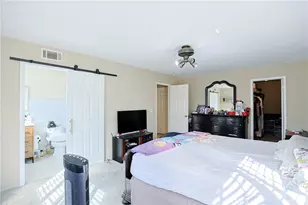 2906 E Collyer Ln, Anaheim, CA 92806 - Photo 23
