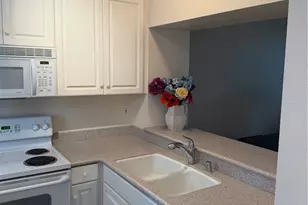 20331 Bluffside, Huntington Beach, CA 92646 - Photo 3