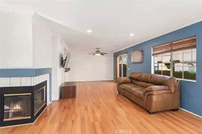 18818 Vista Del Canon, Newhall, CA 91321 - Photo 3