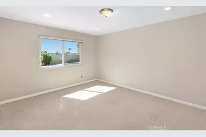 15581 Wild Plum Circle, Huntington Beach, CA 92647 - Photo 11