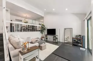 6226 1/2 Shoup, Woodland Hills, CA 91367 - Photo 3