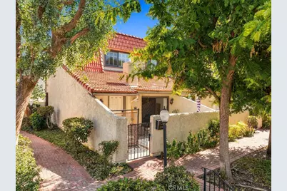 6226 1/2 Shoup, Woodland Hills, CA 91367 - Photo 1