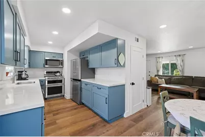 10132 Hull Drive, Huntington Beach, CA 92646 - Photo 9