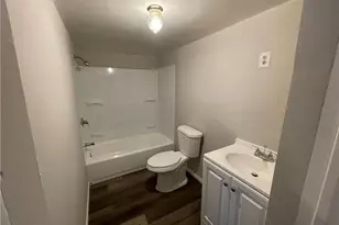 210 N Berendo St, Los Angeles, CA 90004 - Photo 21