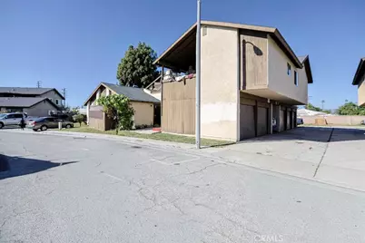 1031 W Central, Santa Ana, CA 92707 - Photo 7