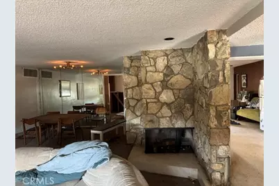 19546 Kona, Apple Valley, CA 92307 - Photo 7