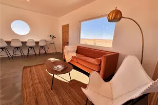 60654 Mitch Ln, Landers, CA 92285 - Photo 17