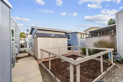 80 Huntington, Huntington Beach, CA 92648 - Photo 27