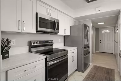 9692 Brookhaven, Huntington Beach, CA 92646 - Photo 7