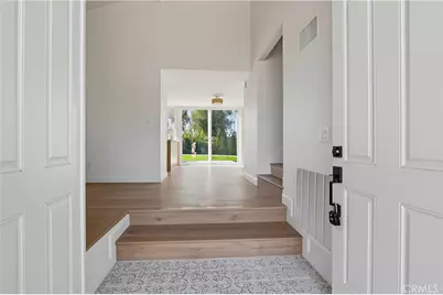 25721 Chrisanta Drive, Mission Viejo, CA 92691 - Photo 5