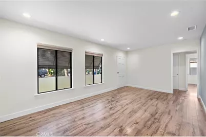 149 E. 59th Street, Long Beach, CA 90805 - Photo 5