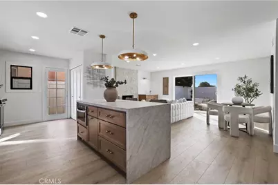 8352 Friesland, Huntington Beach, CA 92647 - Photo 9