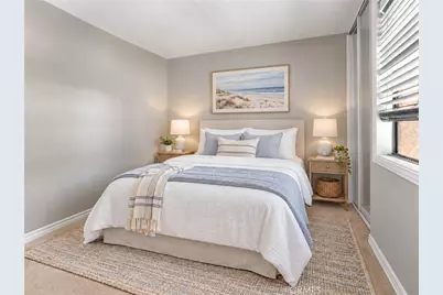16911 Eastlake Lane, Huntington Beach, CA 92647 - Photo 15