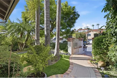 27391 Valderas, Mission Viejo, CA 92691 - Photo 9