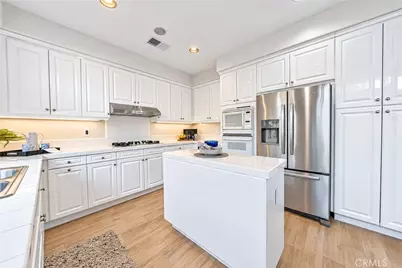 7 Canyonwood, Irvine, CA 92620 - Photo 9