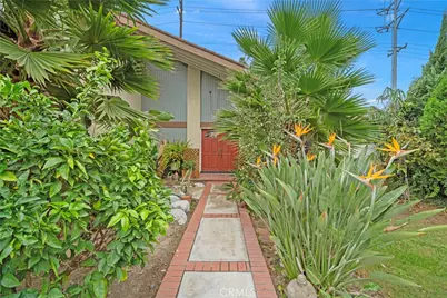 622 W Alpine Avenue, Santa Ana, CA 92707 - Photo 3