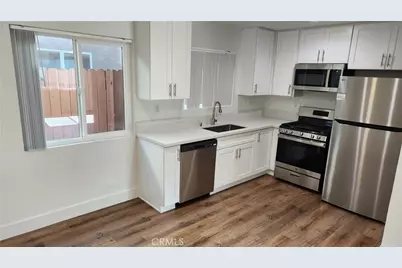 988 El Camino, Costa Mesa, CA 92626 - Photo 11