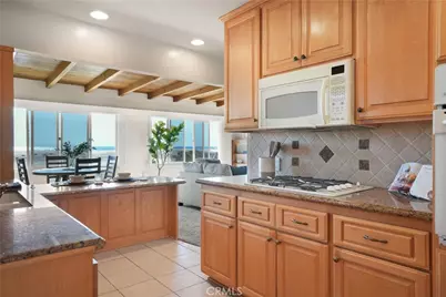6902 W Oceanfront, Newport Beach, CA 92663 - Photo 23