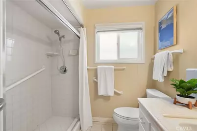 6902 W Oceanfront, Newport Beach, CA 92663 - Photo 27
