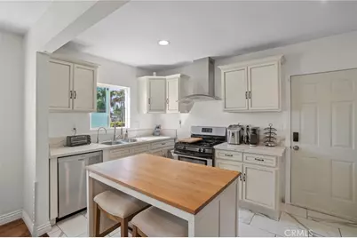 5979 Hereford, Los Angeles, CA 90022 - Photo 19