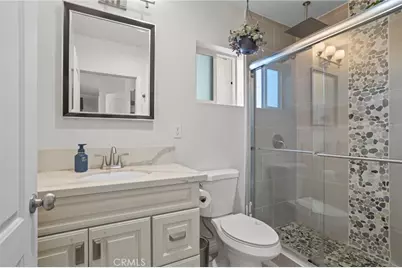 5979 Hereford, Los Angeles, CA 90022 - Photo 27