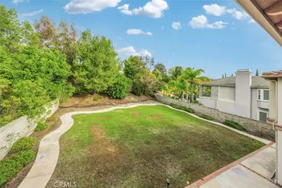 18695 Seabiscuit Run, Yorba Linda, CA 92886 - Photo 33