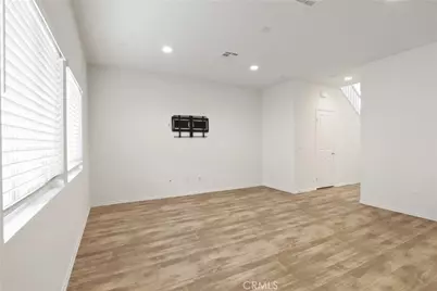 24277 Bay Laurel, Murrieta, CA 92562 - Photo 5