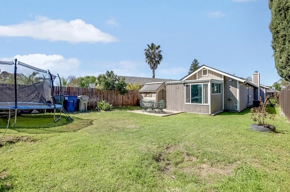 5 Kam Ct, Sacramento CA  95838-1500 exterior