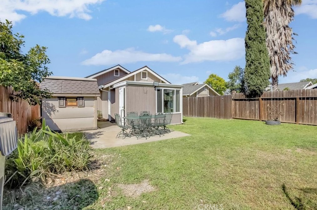 5 Kam Ct, Sacramento CA  95838-1500 exterior