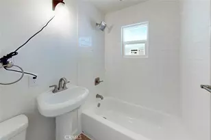 358 E 12th St, Chico, CA 95928 - Photo 19