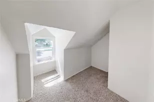 358 E 12th St, Chico, CA 95928 - Photo 25