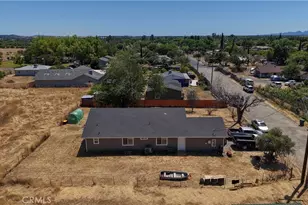 2048 10th St, Oroville, CA 95965 - Photo 5